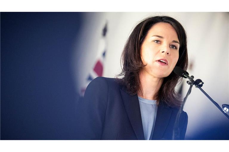 Außenministerin Annalena Baerbock äußerte sich am Freitag in Adelaide zu dem Hackerangriff auf die SPD im vergangenen Jahr.